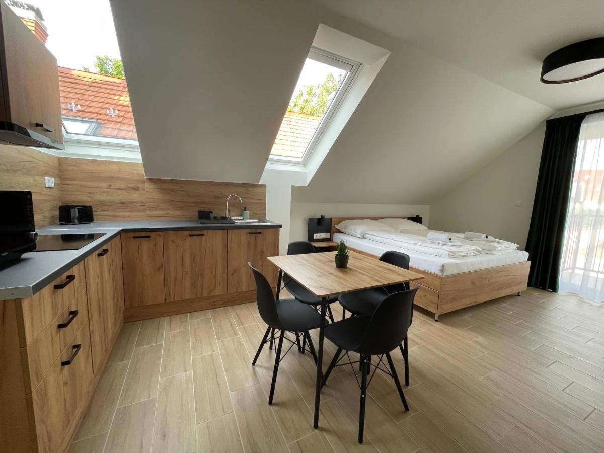 Rezidex Apartmanhaz Segedyn Zewnętrze zdjęcie