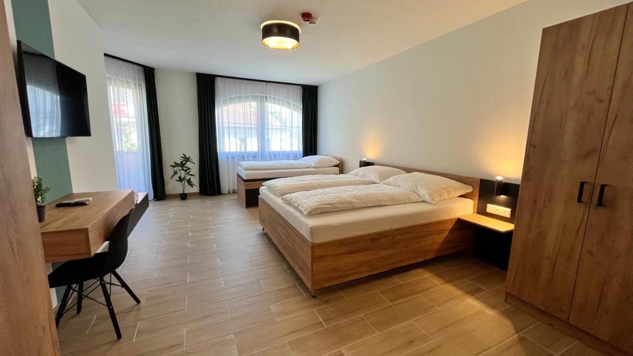 Rezidex Apartmanhaz Segedyn Zewnętrze zdjęcie