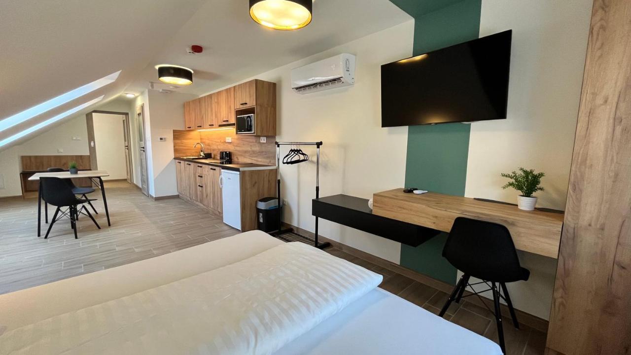 Rezidex Apartmanhaz Segedyn Zewnętrze zdjęcie