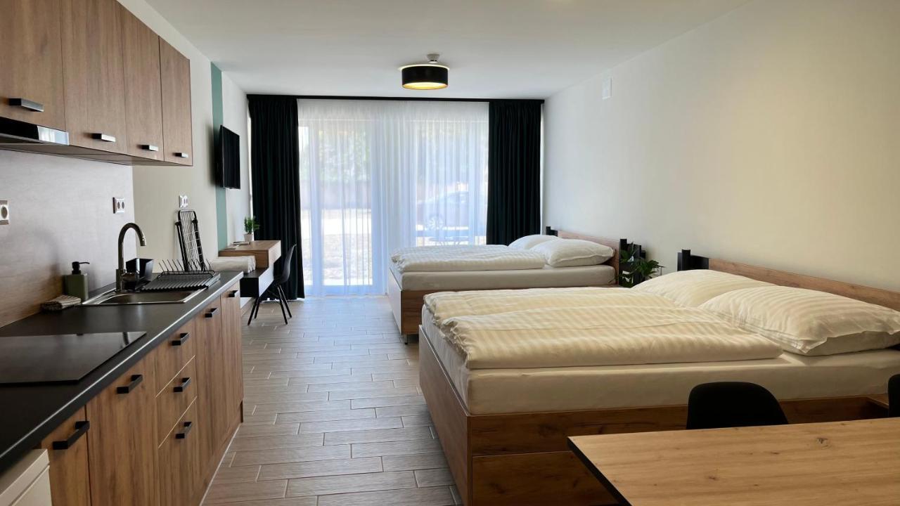 Rezidex Apartmanhaz Segedyn Zewnętrze zdjęcie