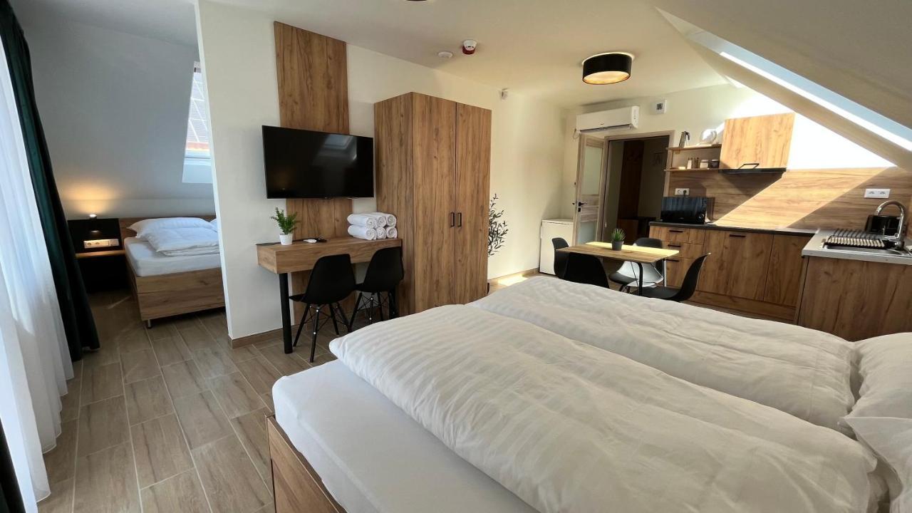 Rezidex Apartmanhaz Segedyn Zewnętrze zdjęcie
