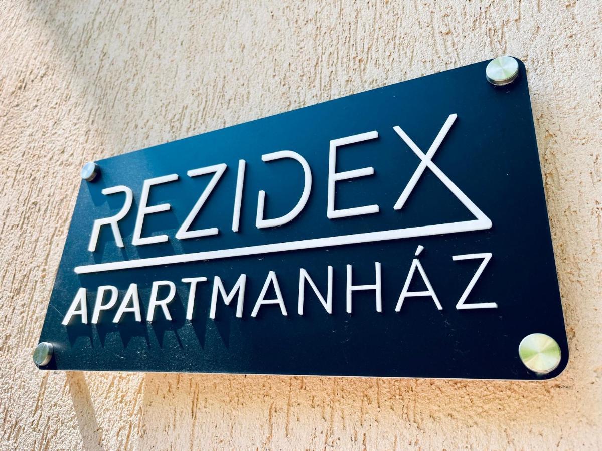 Rezidex Apartmanhaz Segedyn Zewnętrze zdjęcie
